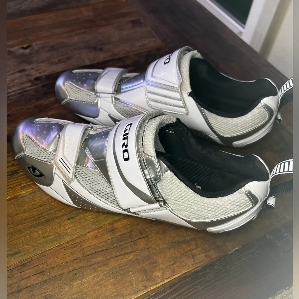 Giro Mele Tri Shoes, cycling shoes chrome & white, great shape (MB2)